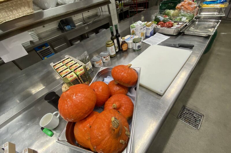 Kürbis in der Kantine: So vielfältig lässt sich das regionale Gemüse verwerten