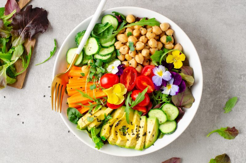 Neues DGE-Positionspapier zu veganer Ernährung: Ein umfassender Blick auf Gesundheit und Umwelt